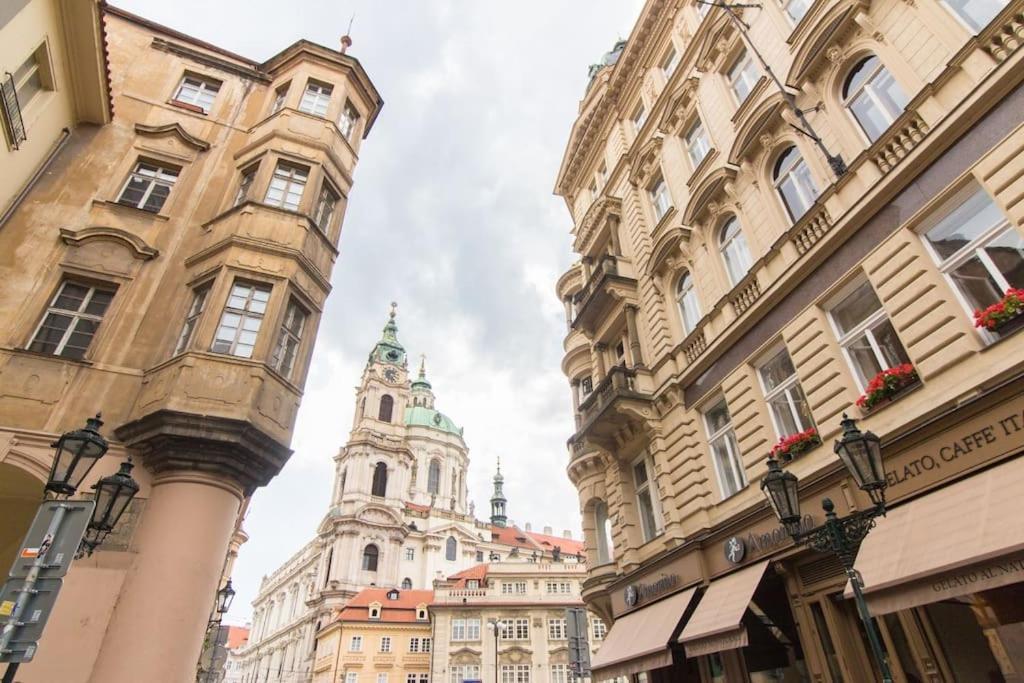 Charles Bridge Tower / Prague Castle View Apartment Exterior photo